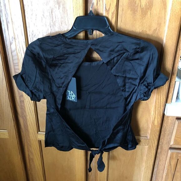 NWT Chaser Y2K Satin Crop Open Back Tie Tee Top Black - S - Picture 6 of 11